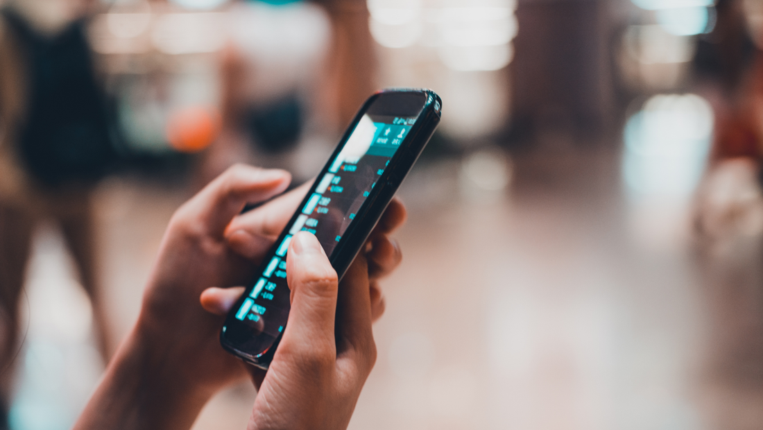 Ar 2025 metais verta rinktis senesnių metų telefoną?