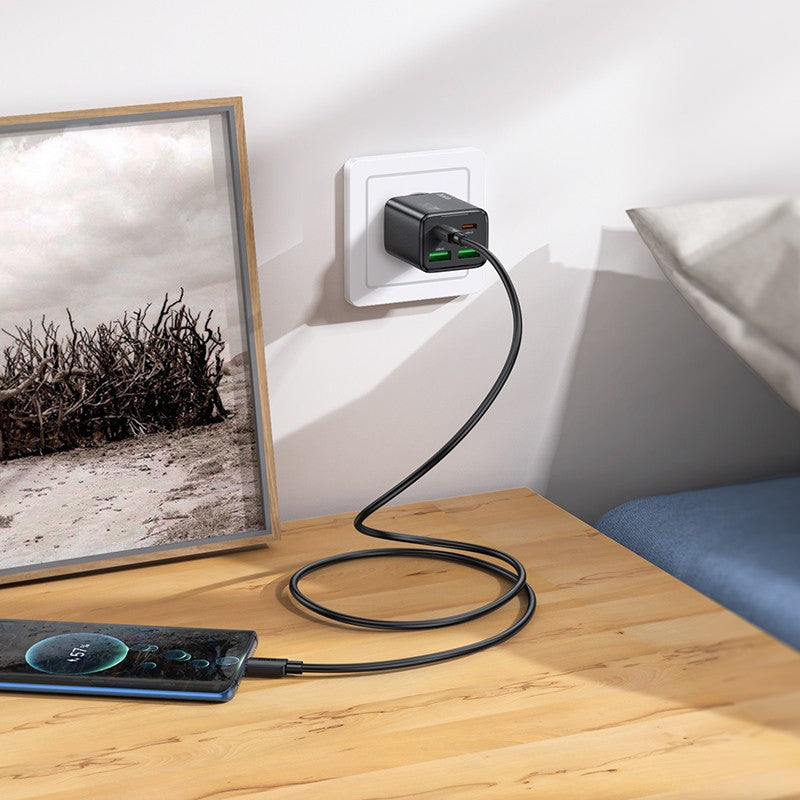 Įkroviklis Hoco N56 30W GaN 2xUSB-C/2xUSB-A juodas