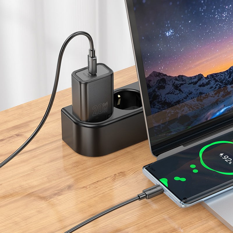 Įkroviklis Hoco N60 20W GaN USB-C + USB-C to USB-C cable 1.0m baltas
